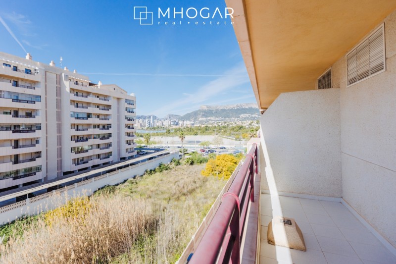 Calpe - Bonito y acogedor apartamento en primera linea de playa a la venta!